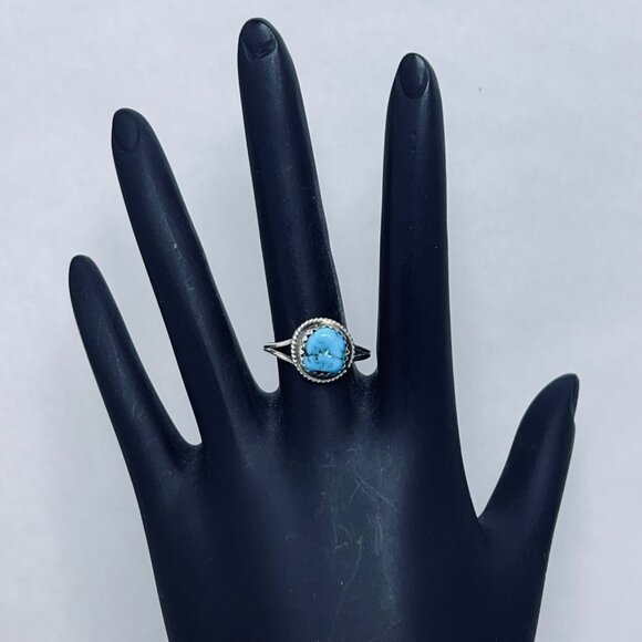 None Jewelry - Silver Tone And Faux Turquois Statement Ring (R366)